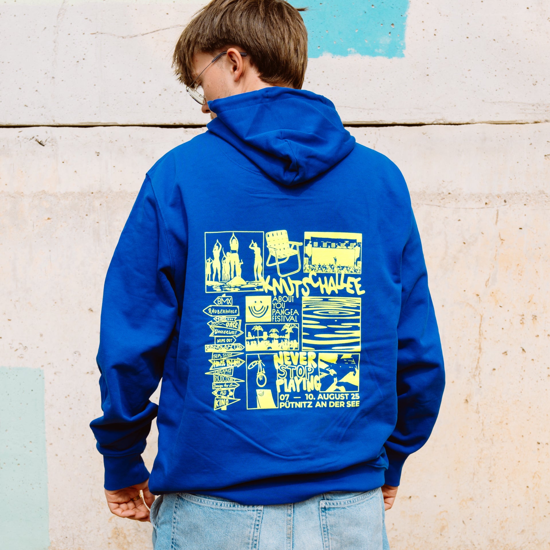 Crew Hoodie in workerblue mit neon gelben Druck