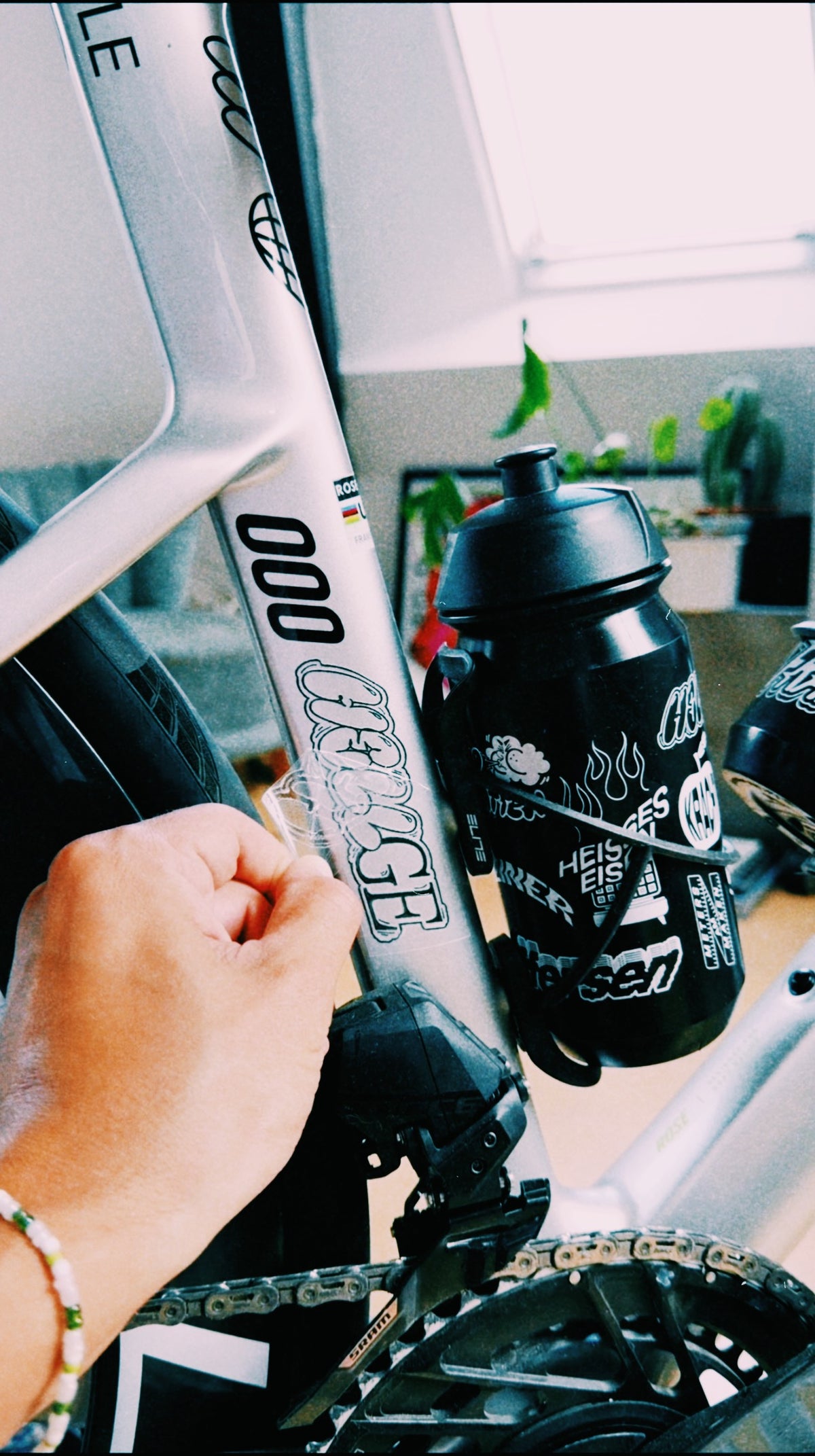 HELLGES MOTION KIT STICKER